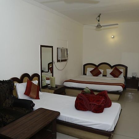 Hotel Vishal นิวเดลี ภายนอก รูปภาพ