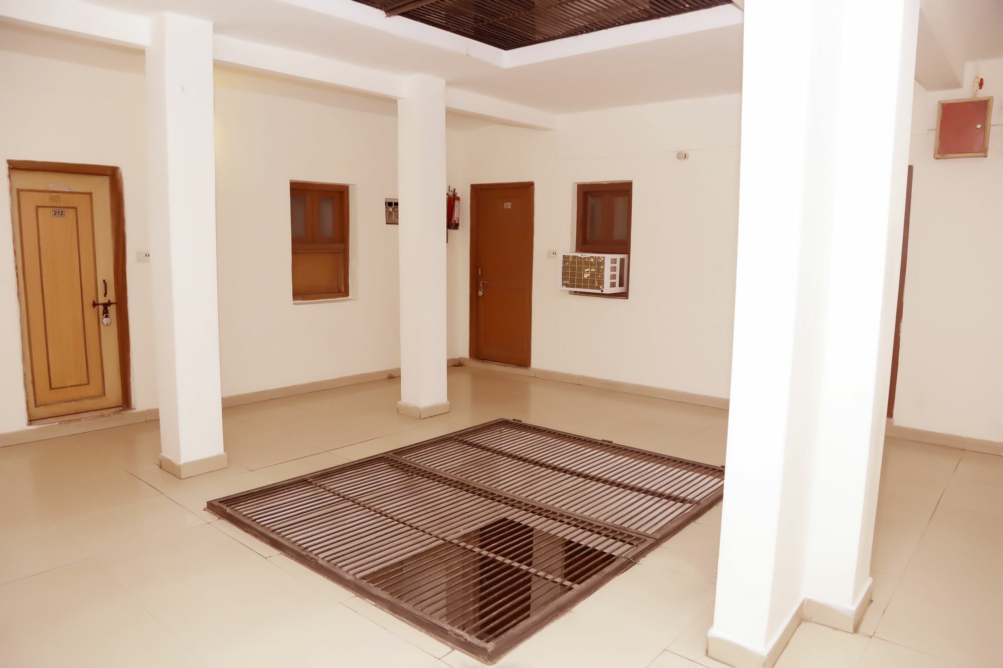 Hotel Vishal นิวเดลี ภายนอก รูปภาพ