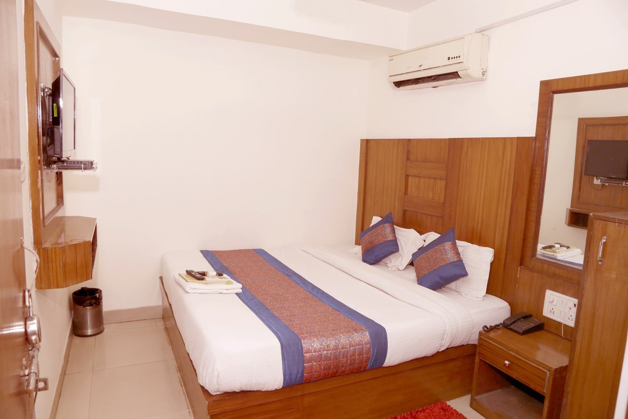 Hotel Vishal นิวเดลี ภายนอก รูปภาพ